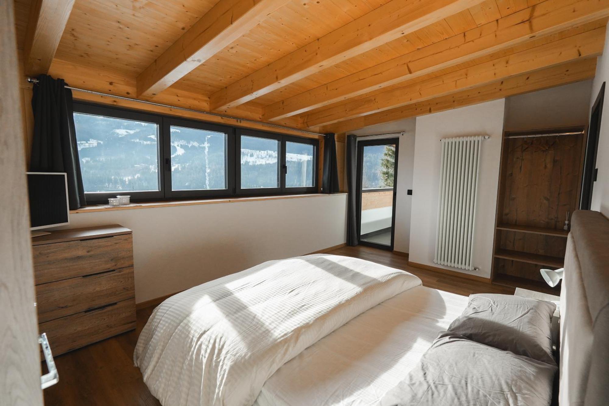 Mountain Deluxe 27 Apartments Con Wellness กาวาเลเซ ภายนอก รูปภาพ