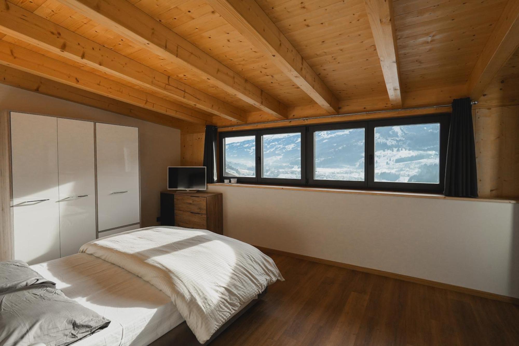 Mountain Deluxe 27 Apartments Con Wellness กาวาเลเซ ภายนอก รูปภาพ