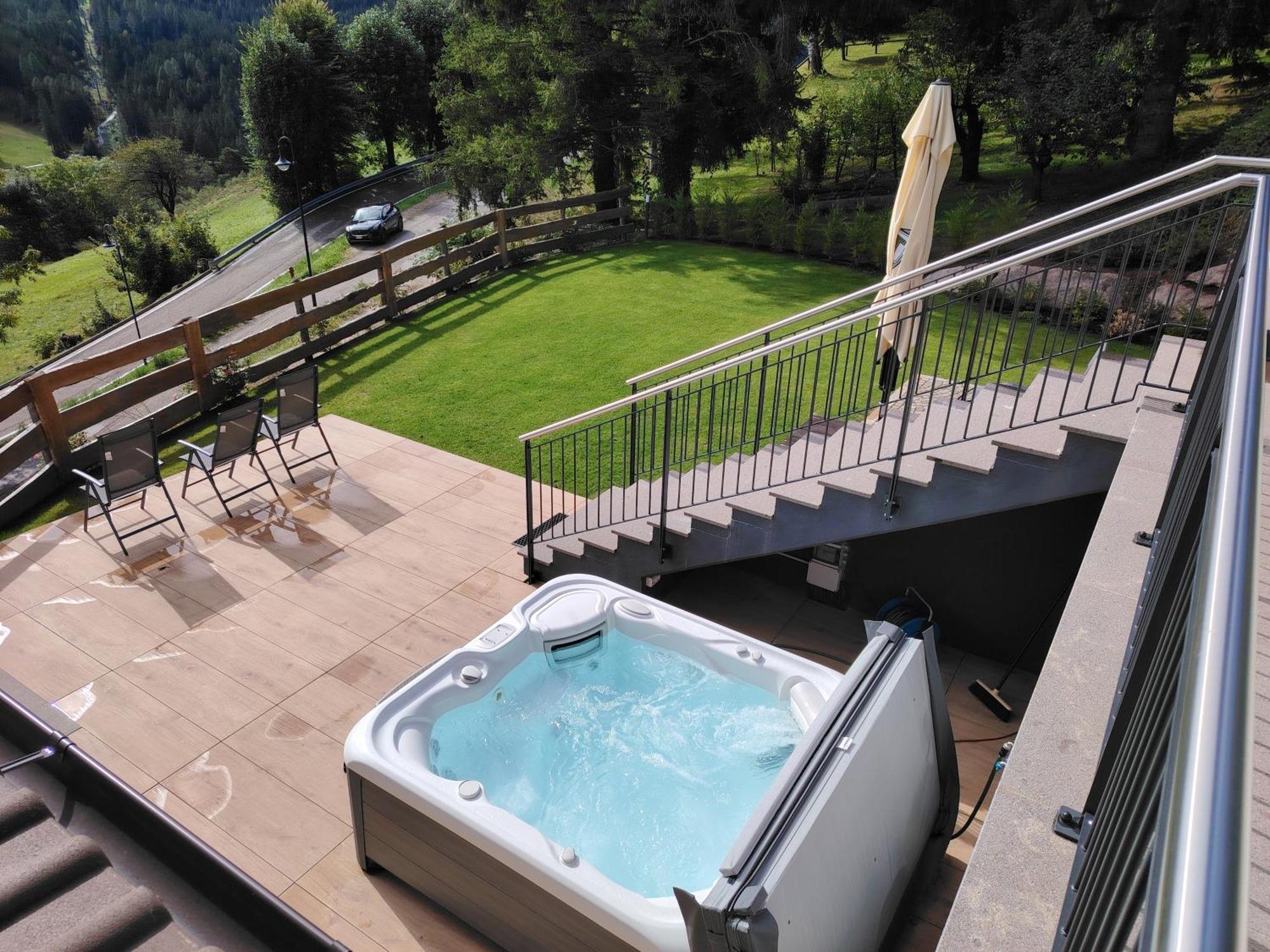 Mountain Deluxe 27 Apartments Con Wellness กาวาเลเซ ภายนอก รูปภาพ